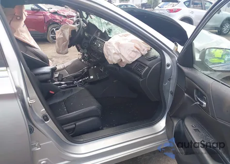 2016 Honda Accord Sport z USA, uszkodzony, nr VIN 1HGCR2F58GA155841